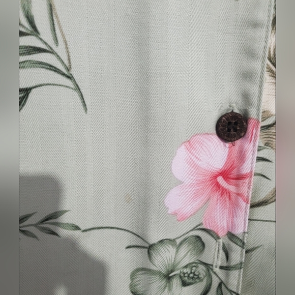 Island Traders Green Floral Tropical Women's Short Sleeve Button Blouse Size L - Picture 7 of 11
